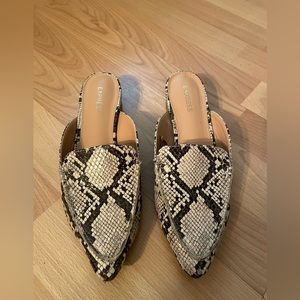 Express snake skin mules, size 6, GREAT condition